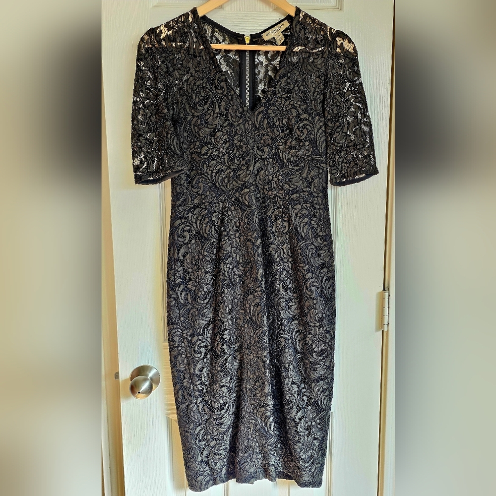 BURBERRY Elegant Olive GREEN Lace Dress